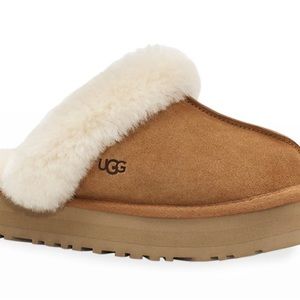 UGG Disquette Slippers in Chestnut Suede
